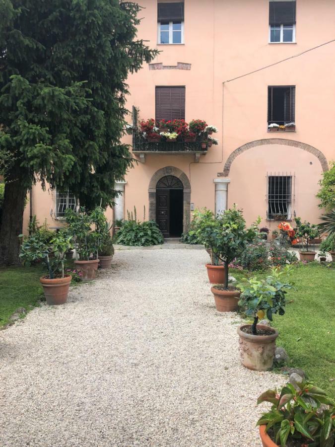 ルッカIl Giardinoアパートメント エクステリア 写真